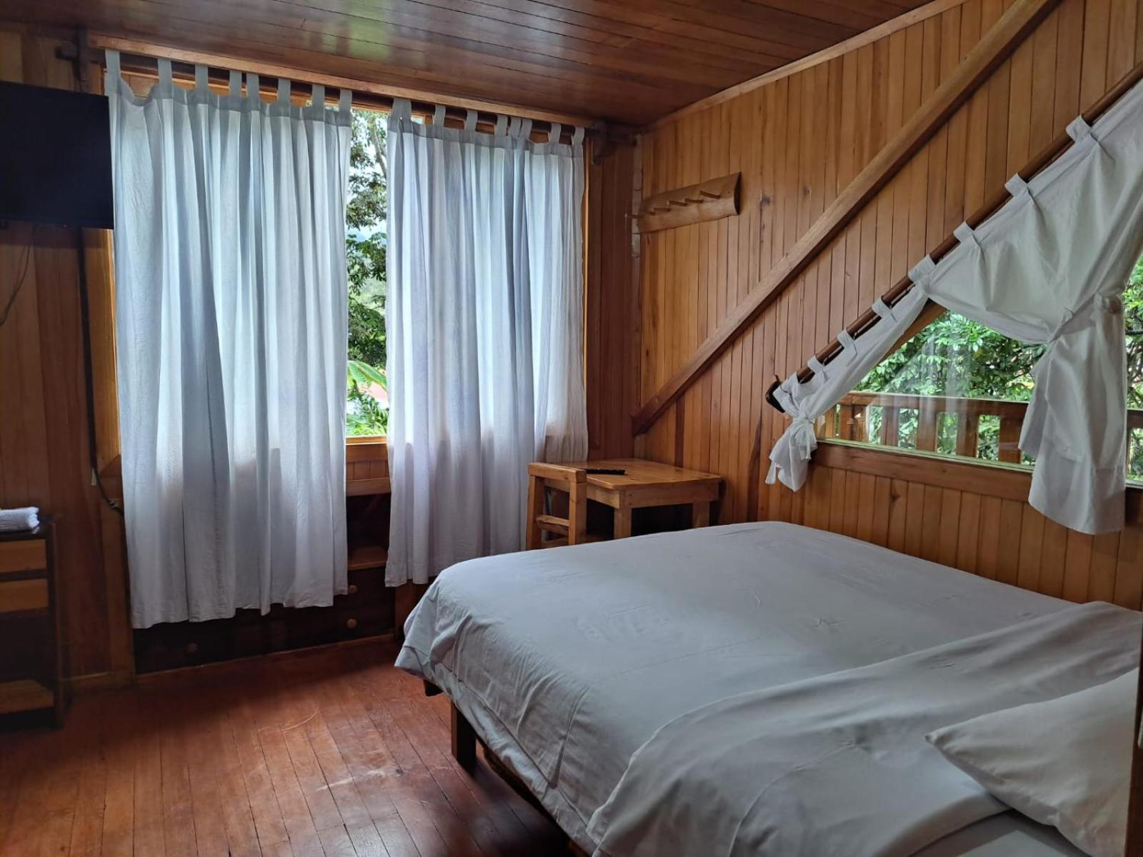 Villa Refugio De Orquideas Oxapampa Exterior foto