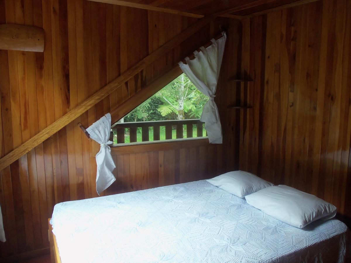 Villa Refugio De Orquideas Oxapampa Exterior foto